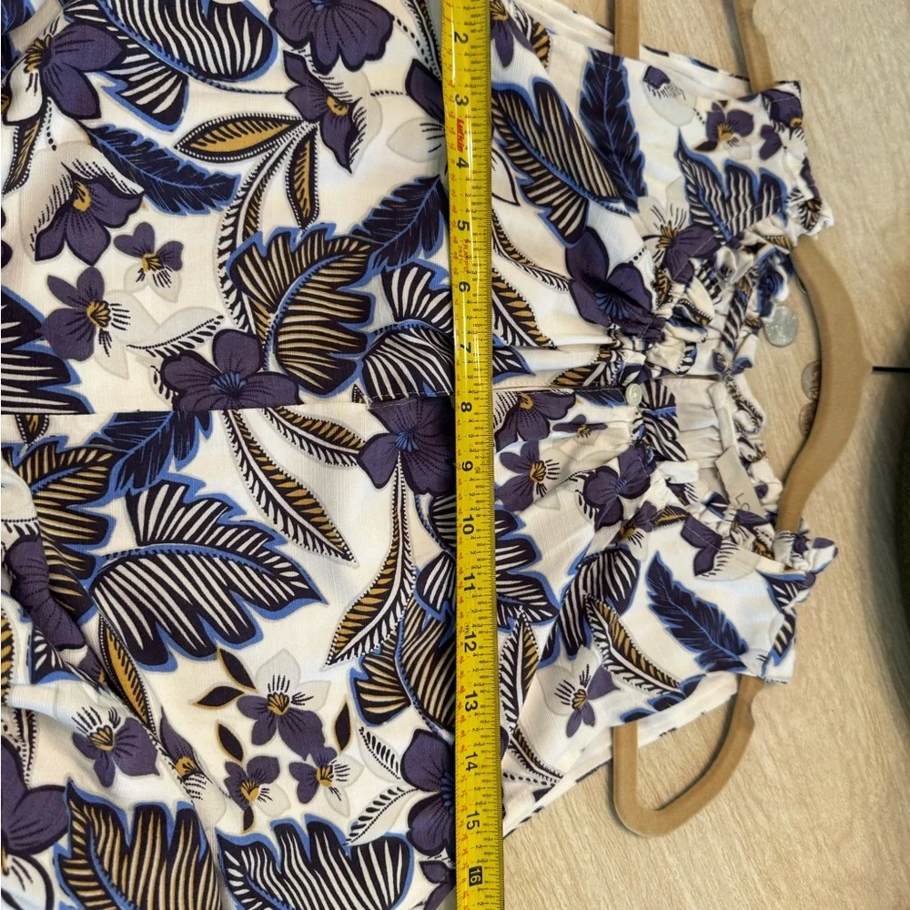 LOFT Floral Jumpsuit in Blue and White Large - Picture 14 of 16
